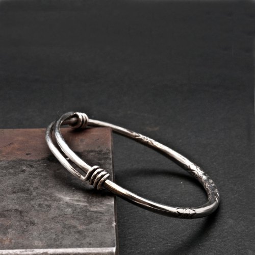 Sterling Silver Bracelet, Man/Woman Adjustable Bangle, Sterling Hand-forged Wire Bangle Bracelet, Minimalist Silver Expandable Bracelet de SunSanJewelry